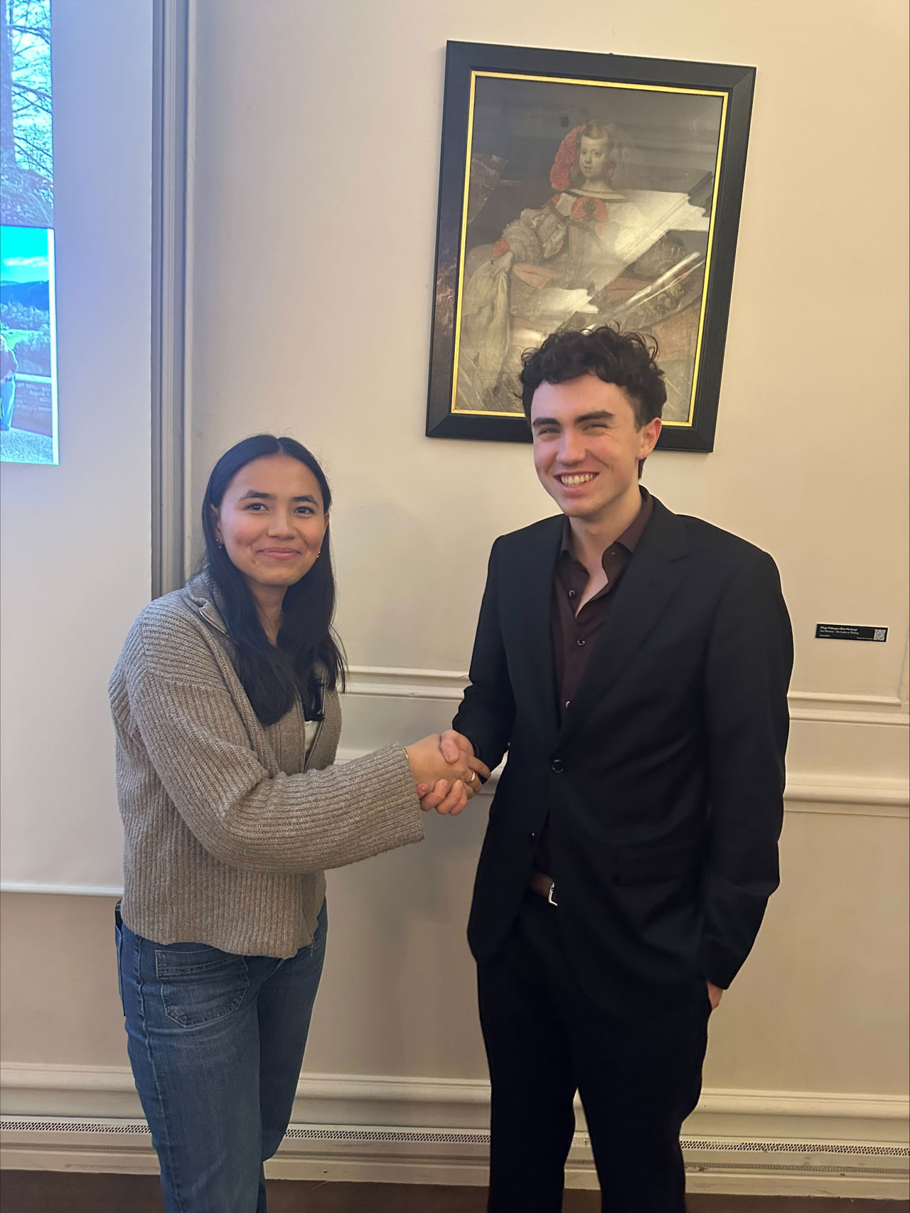 Foto av ny og gammel styreleder