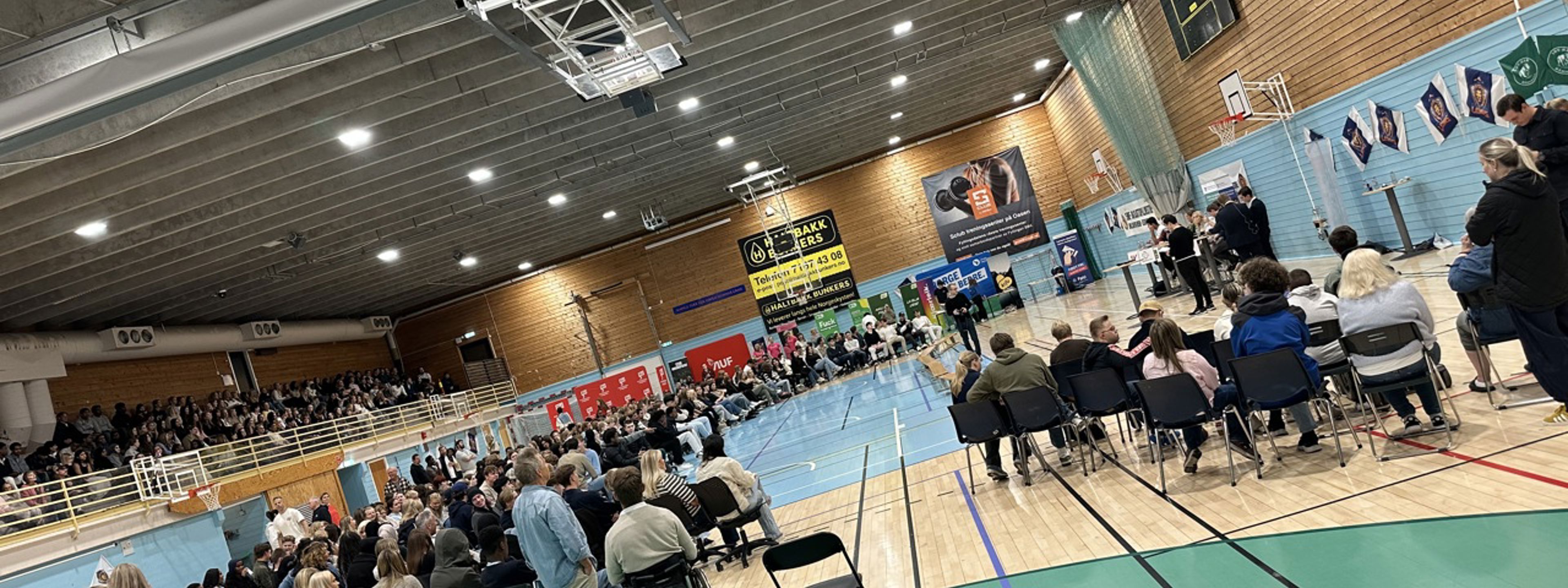 Foto av valgdebatt